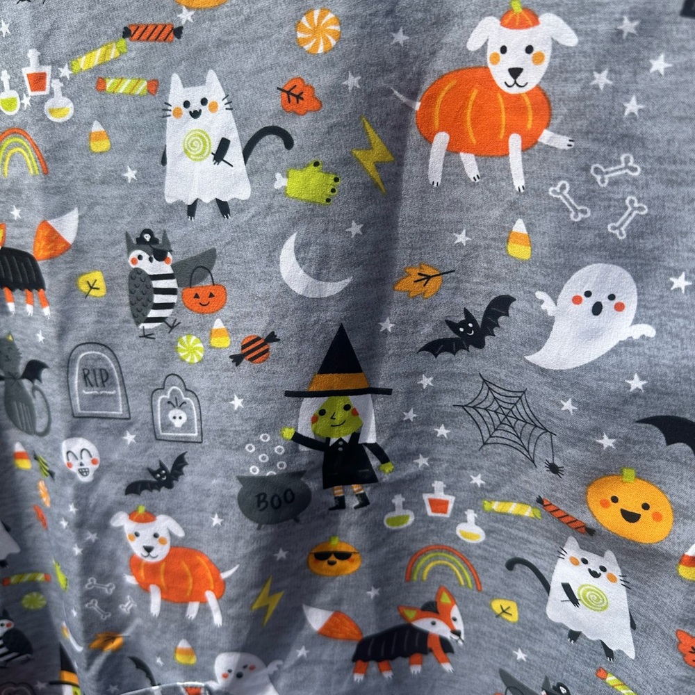 Halloween Animals in Costumes Scrub Top - White Cross - Small - Scrubs - Picture 5 of 8